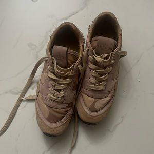 Valentino Sneakers